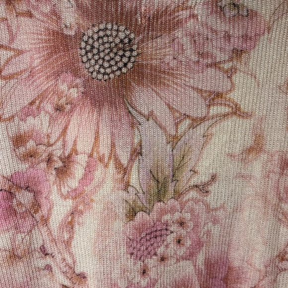 Anthropologie The Dreamer Floral Printed V-Neck sweater pink flowers 🌺 Large - Picture 14 of 15